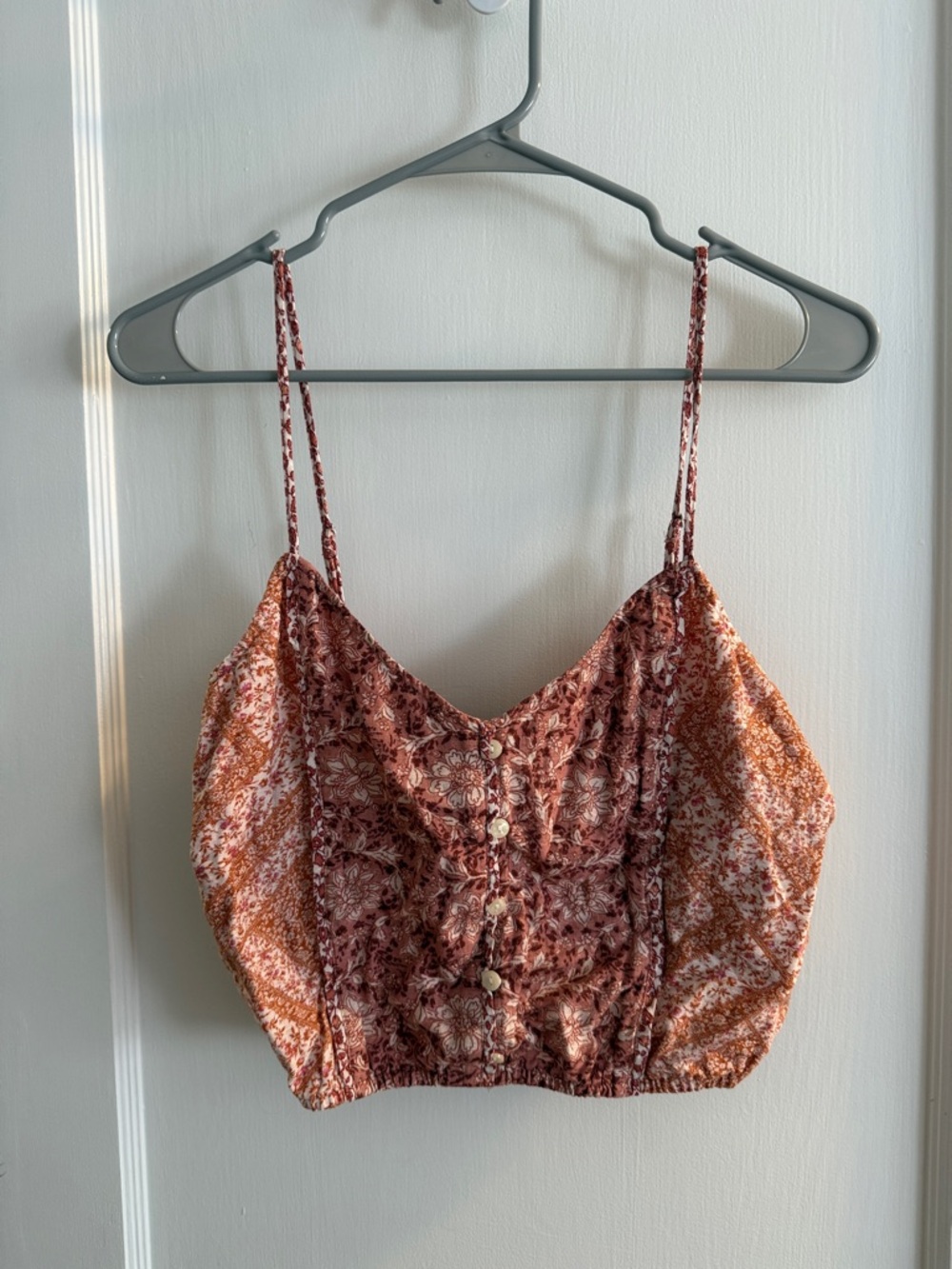 American Eagle Floral Button-Front Cropped Cami Top - Rust Pink
